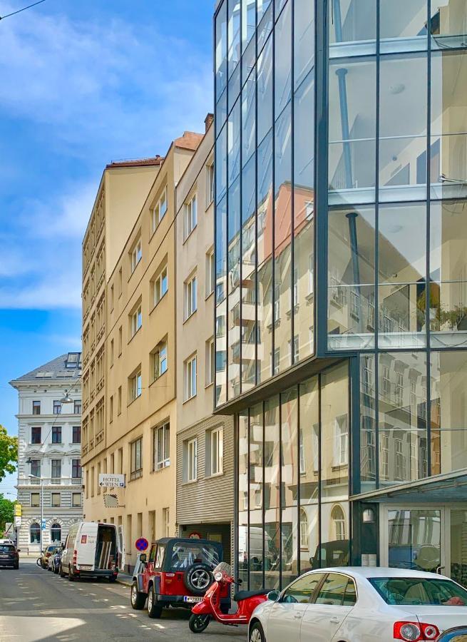 Luxurious City Apartment Incl Garage And Terrace Vienna Luaran gambar